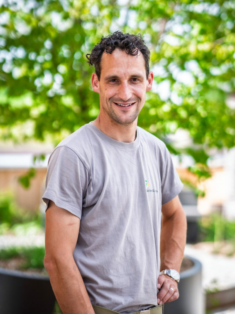 Portrait Kilian Gämperli vom Gärten und mehr Team
