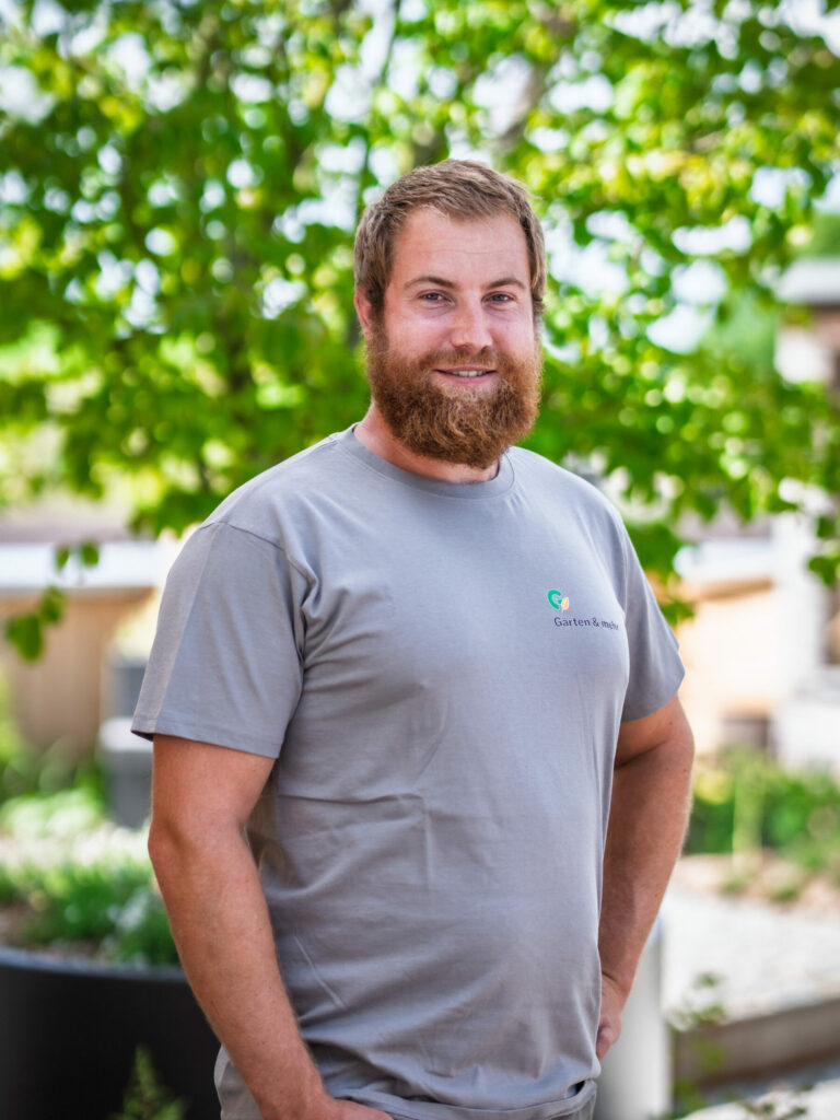 Portrait Nicolas Hollenstein vom Gärten und mehr Team