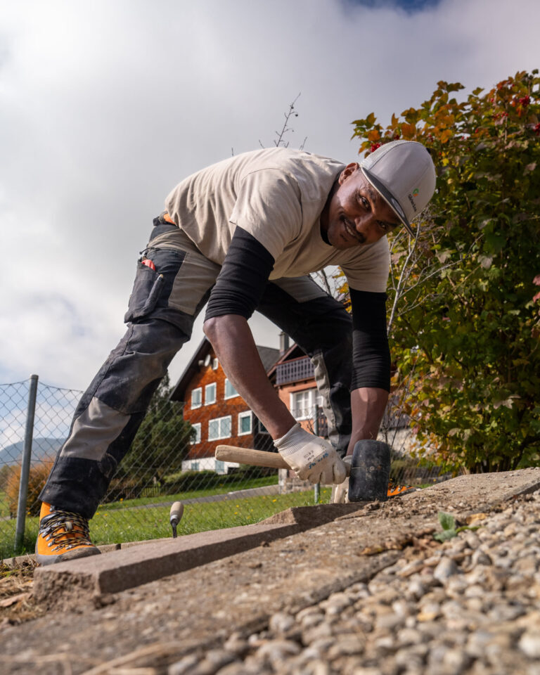 Handwerker bei der Arbeit im Freien