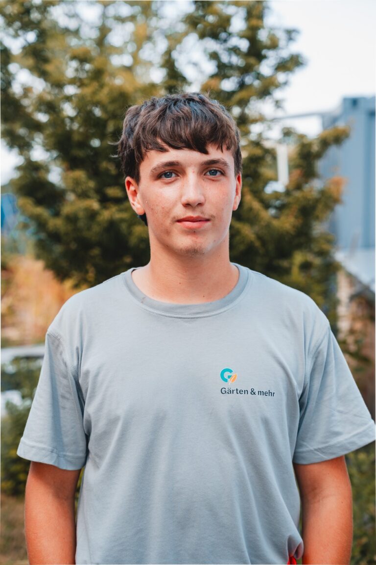 Portrait Niculin Fanetti vom Gärten und mehr Team